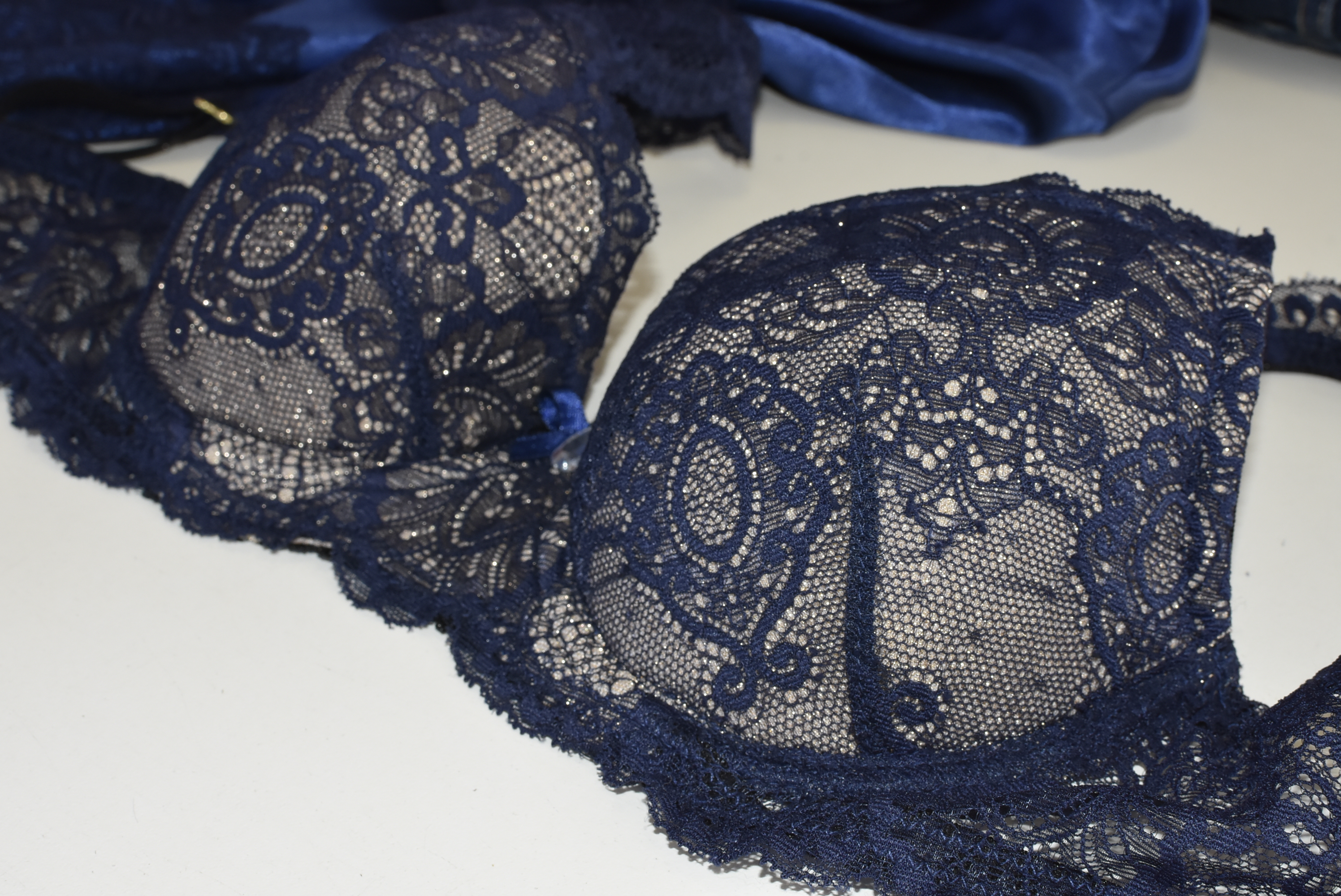 How to Choose Luxury Women's Lingerie: Fabrics, Styles, and Secrets for the Perfect Choice